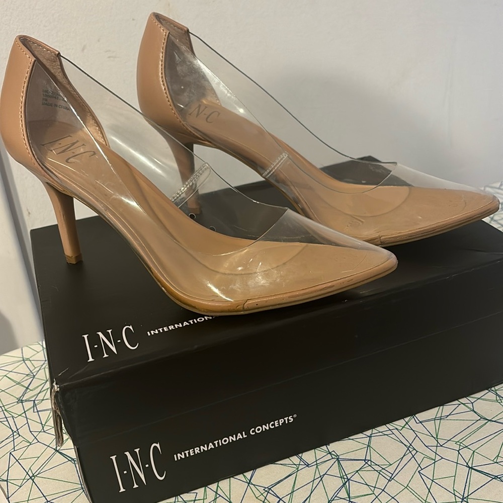 Inc Zitah mid heel pump shoes